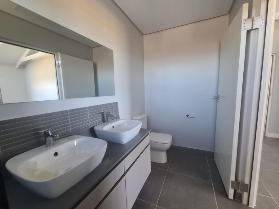 3 Bedroom Property for Sale in Hartland Lifestyle Estate Western Cape